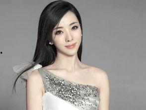 比明星还美,揭秘比明星还美的神秘人物  第1张