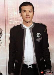 杨子啥背景,从草根逆袭到商业巨头的传奇人生 第2张 杨子啥背景,从草根逆袭到商业巨头的传奇人生 第2张