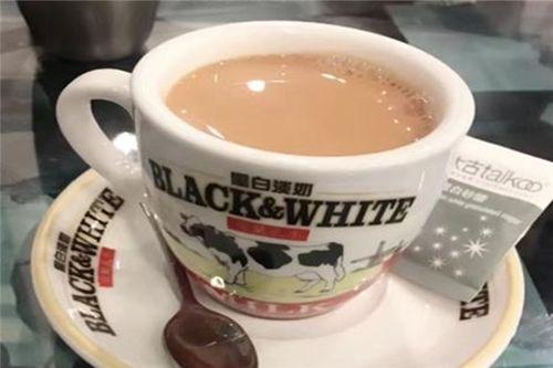 九龙冰室背景故事,从香港街头小吃到传奇记忆的传承之旅 第2张 九龙冰室背景故事,从香港街头小吃到传奇记忆的传承之旅 第2张