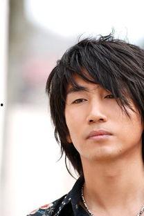 歌手出身的演员,从歌手到银幕闪耀的演员之路 第1张 歌手出身的演员,从歌手到银幕闪耀的演员之路 第1张