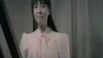 新加坡 搞笑鬼片,惊悚与幽默交织的鬼片盛宴  第3张