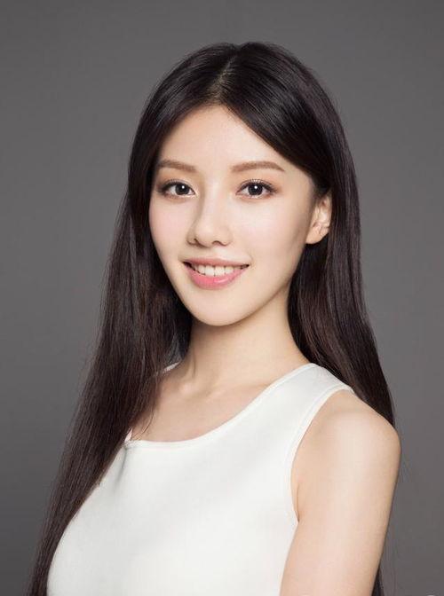 女演员齐威个人资料,璀璨银幕下的优雅女神 第1张 女演员齐威个人资料,璀璨银幕下的优雅女神 第1张